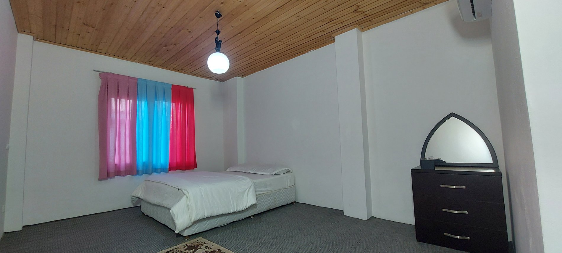 ویلا چهارخوابه تریپلکس استخردار آبگرم لاکوده ۳