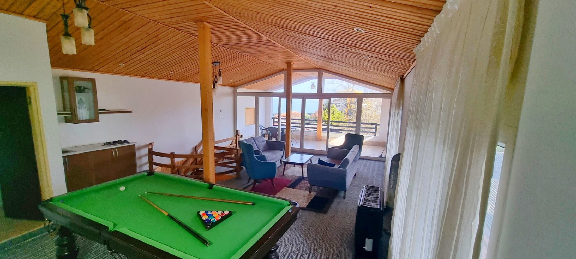 ویلا چهارخوابه تریپلکس استخردار آبگرم لاکوده ۳