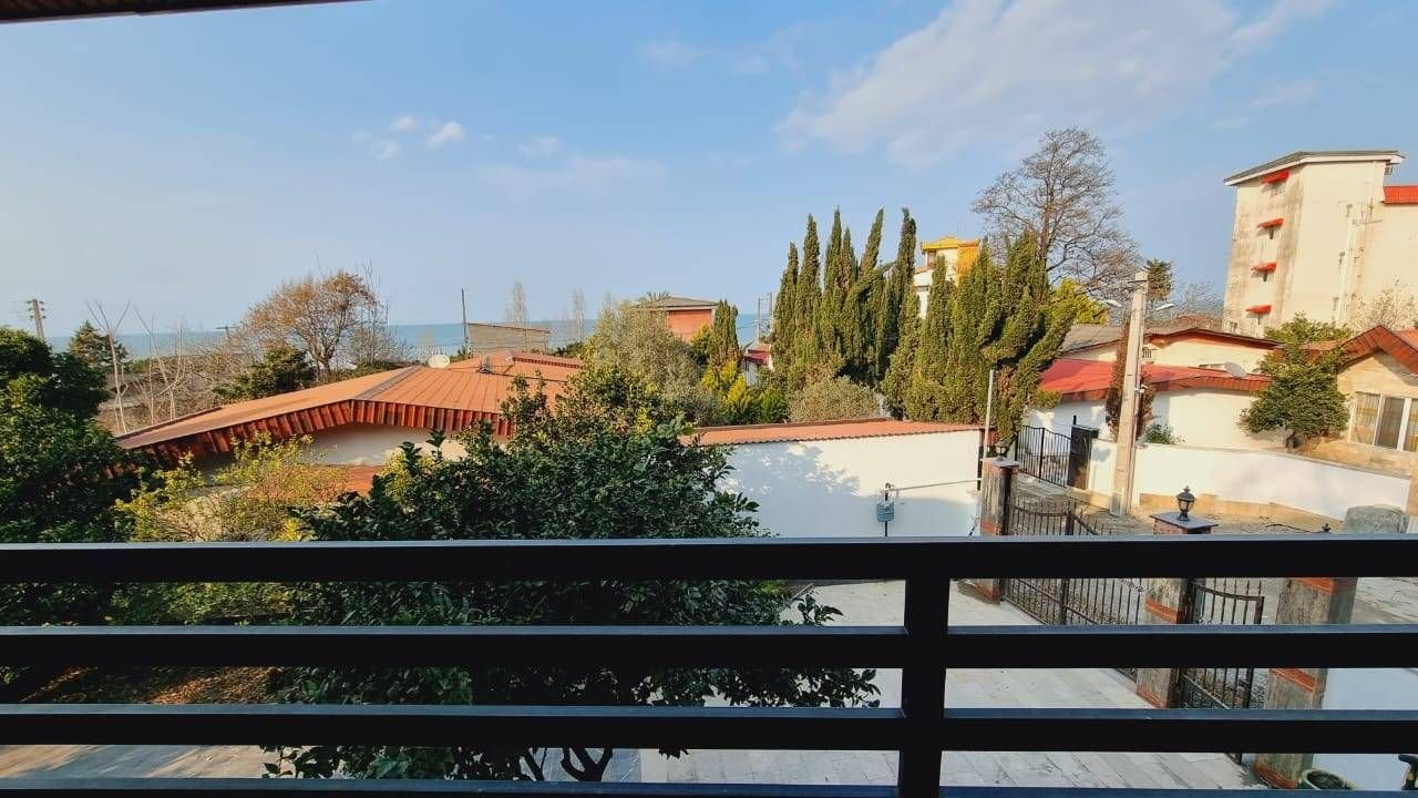 چهارخوابه دوبلکس استخردار آبگرم لاکوده ۵