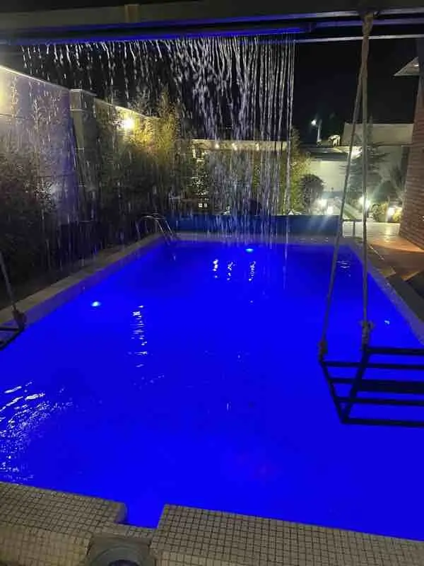 ویلا دوخوابه استخردار آبگرم شقایق سوری - انتخاب عنوان تصویر