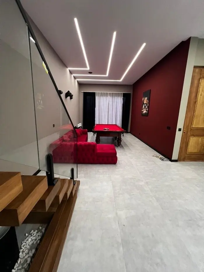 ویلا چهارخوابه استخردار آبگرم سامین