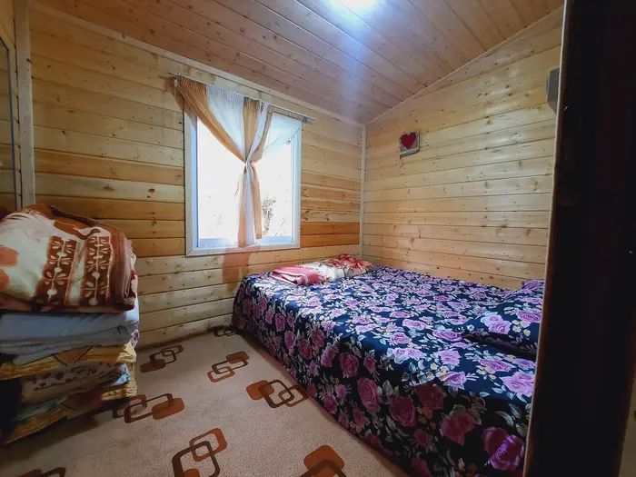 کلبه یک خوابه بام سبز 1