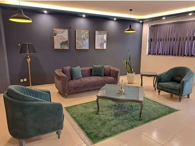 آپارتمان دوخوابه سی و سه پل