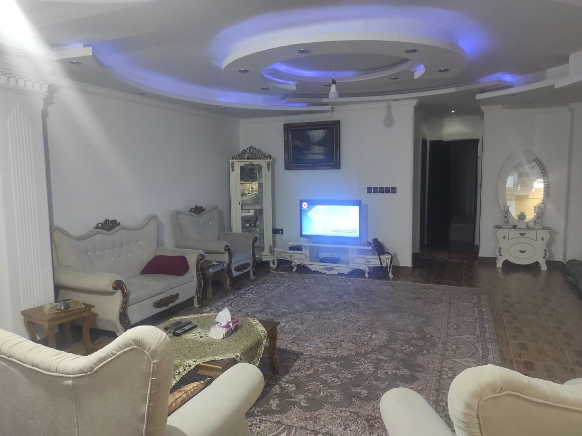 آپارتمان دوخوابه گل یخ 12