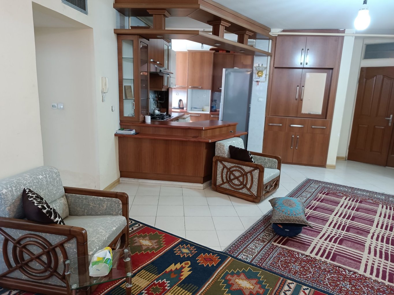 آپارتمان دوخوابه بلوار پزشک