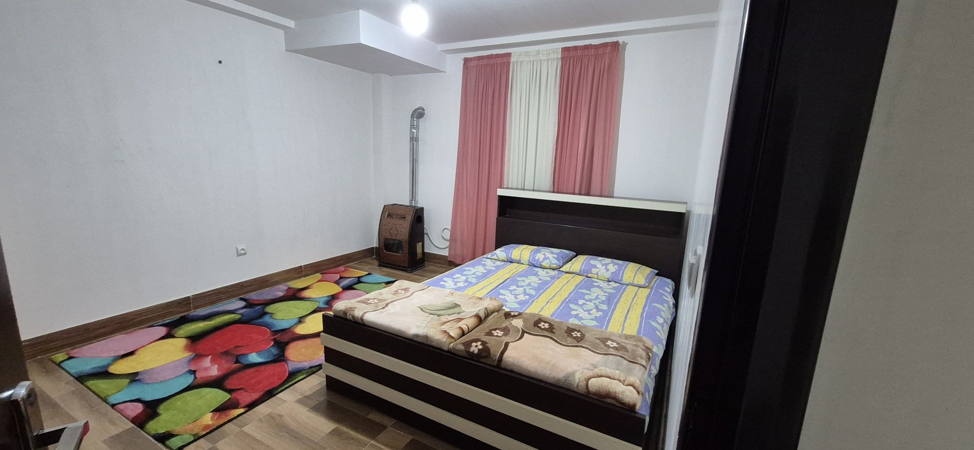 سوئیت یک خوابه ثنا چابک