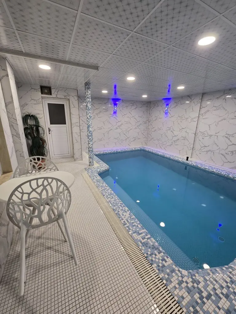 ویلا یک خوابه استخردار آبگرم افسری