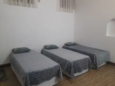 بومگردی یزدان  - واحد ۷