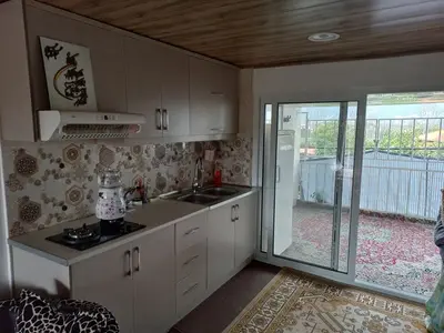 سوئیت فلت استخرسر