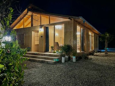 کلبه دوخوابه استخردار آبگرم دیلمی