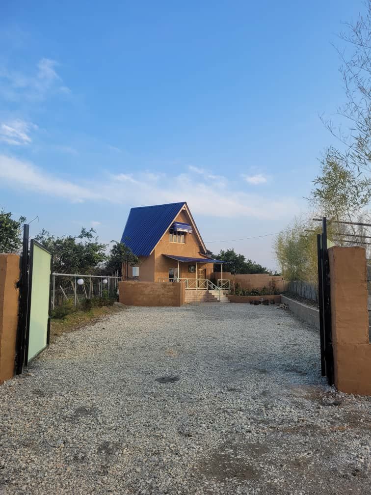 یک خوابه دوبلکس چوب و کاه گل فرافر