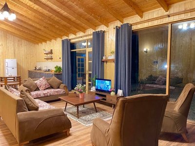 کلبه دوخوابه استخردار آبگرم دیلمی