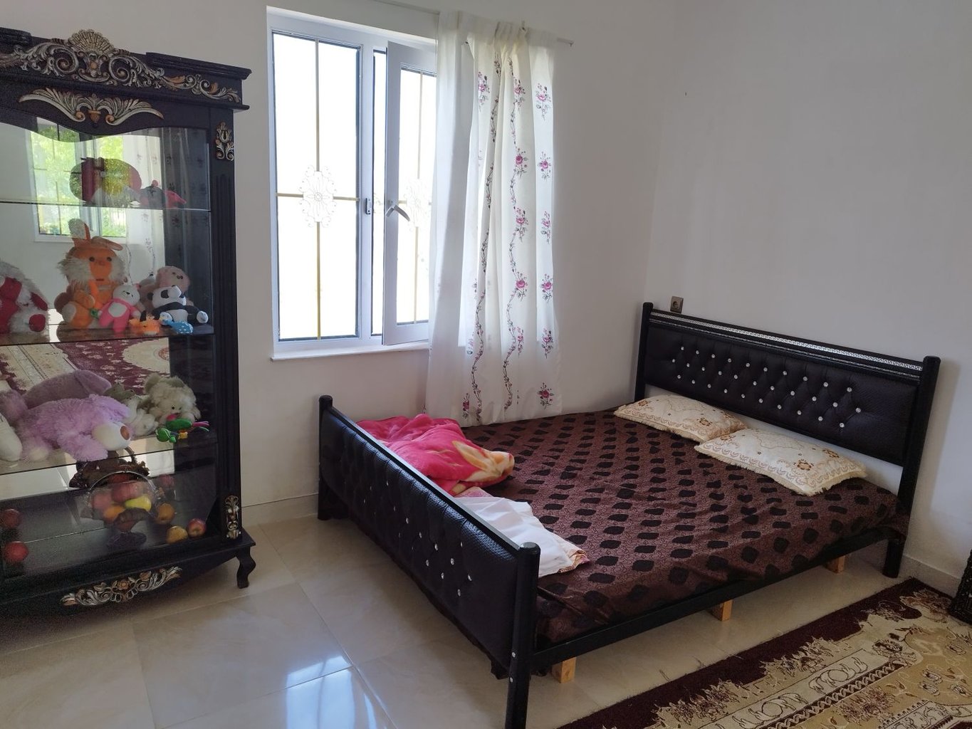 یک خوابه خانی کنار