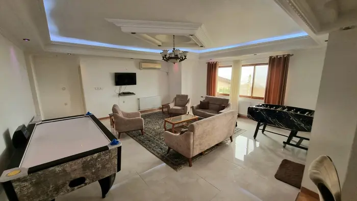 ویلا پنج خوابه استخردار آبگرم نسیم - فوتبال دستی و ایرهاکی