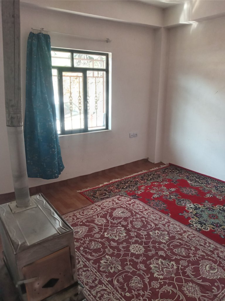 دوخوابه روستایی آقا معلم