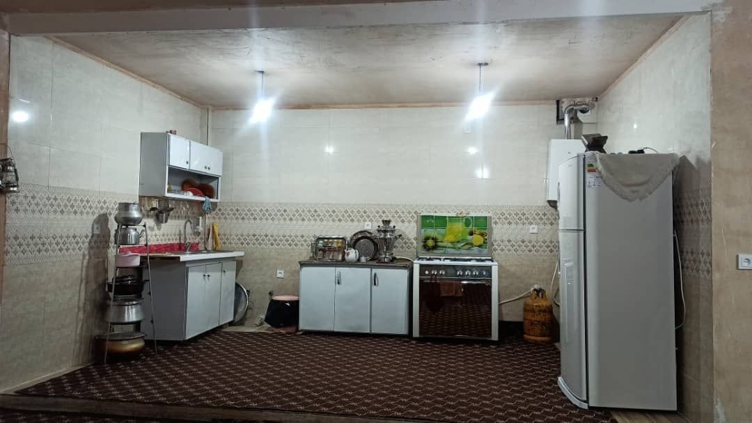 بومگردی بلبر - واحد مدرسه