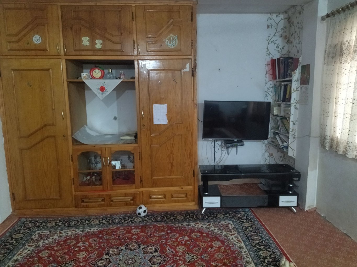 یک خوابه جنگلی پورعینی