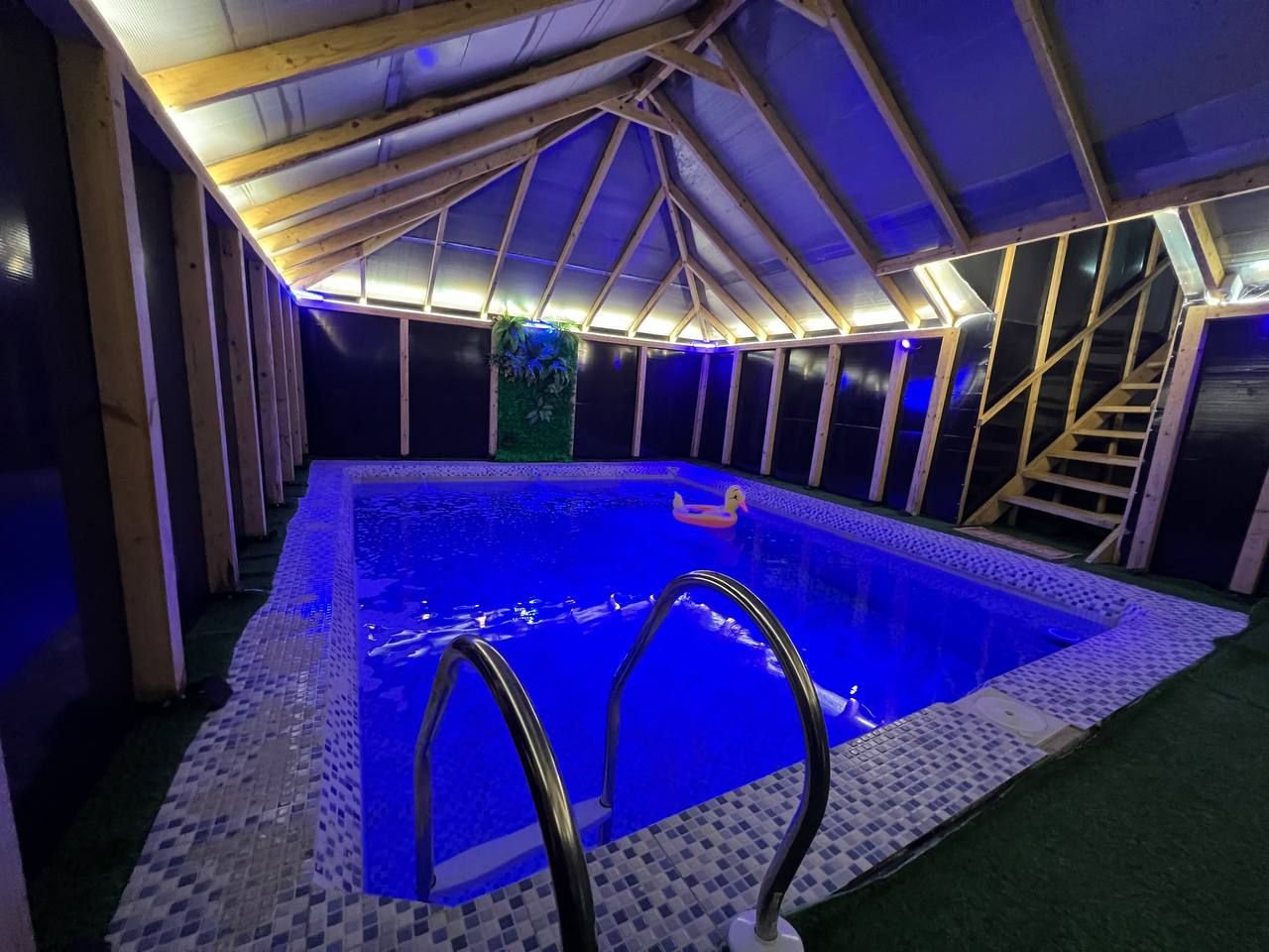 دوخوابه استخردار آبگرم بابونه