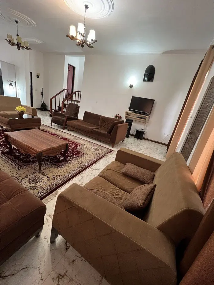 ویلا دوخوابه استخردار آبگرم بابونه