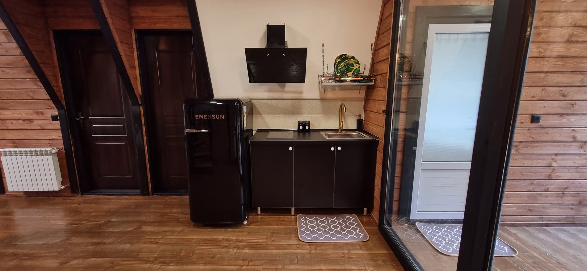 کلبه دوخوابه سوئیسی دالخانی