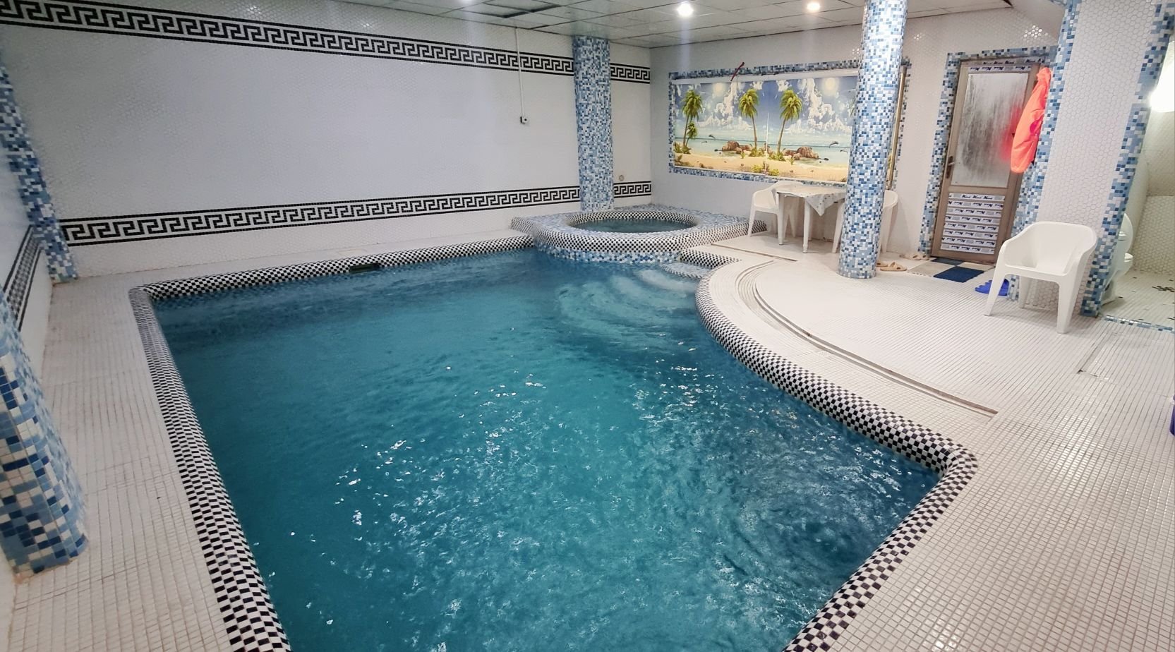 چهارخوابه تریپلکس استخردار آبگرم امین