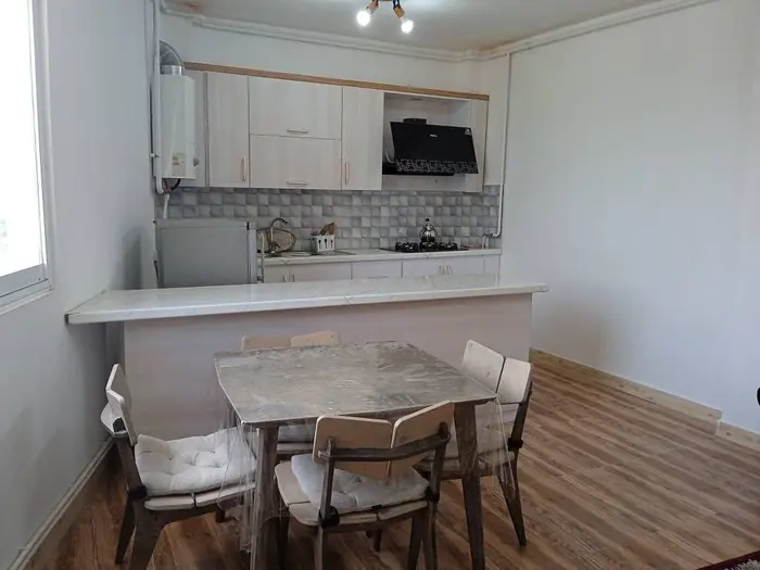 سوئیت فلت معدلت خواه