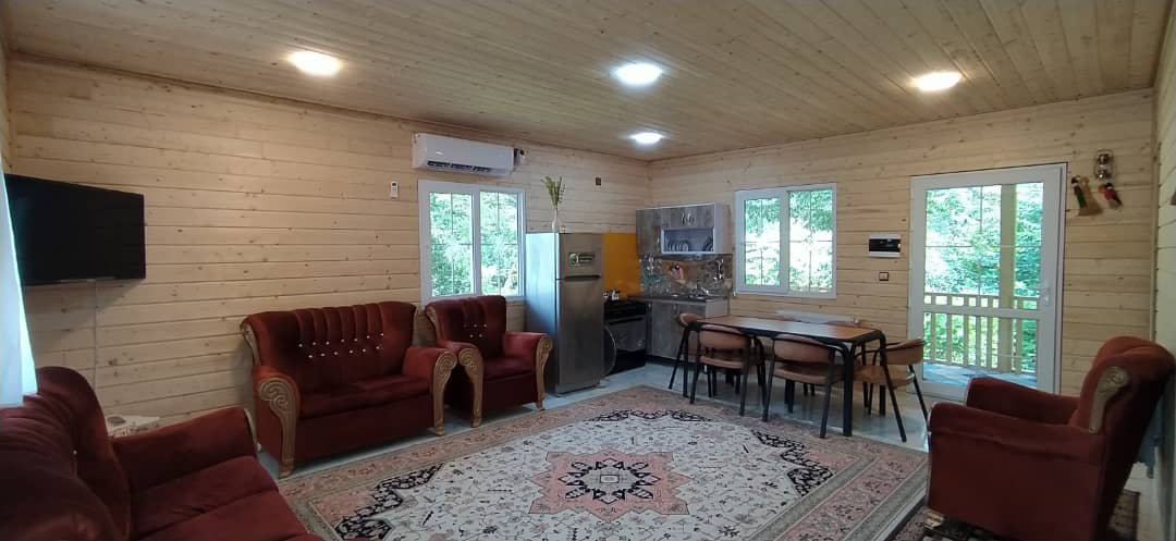 کلبه دوخوابه چوبی طهماسبی