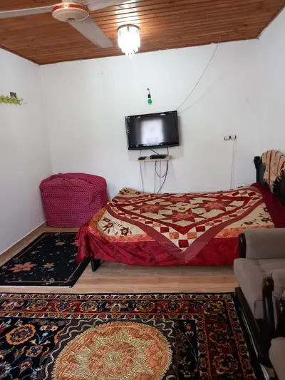 سوئیت فلت - برزگری