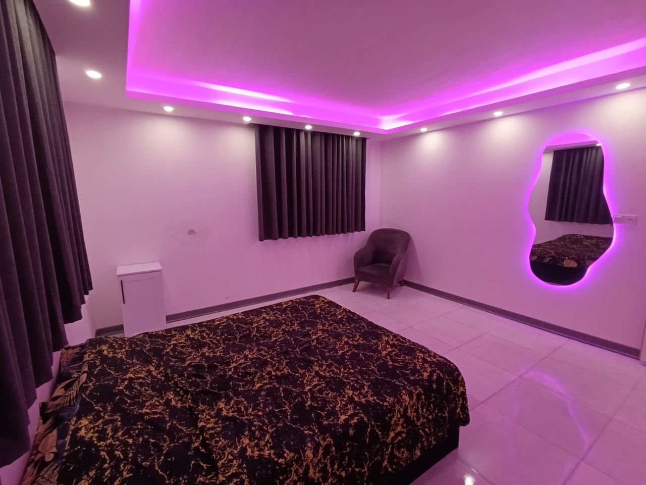 سه خوابه استخردار  باغ بهار میلاد