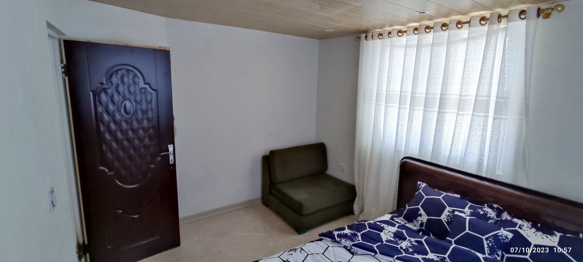 سوئیت یک خوابه چارز