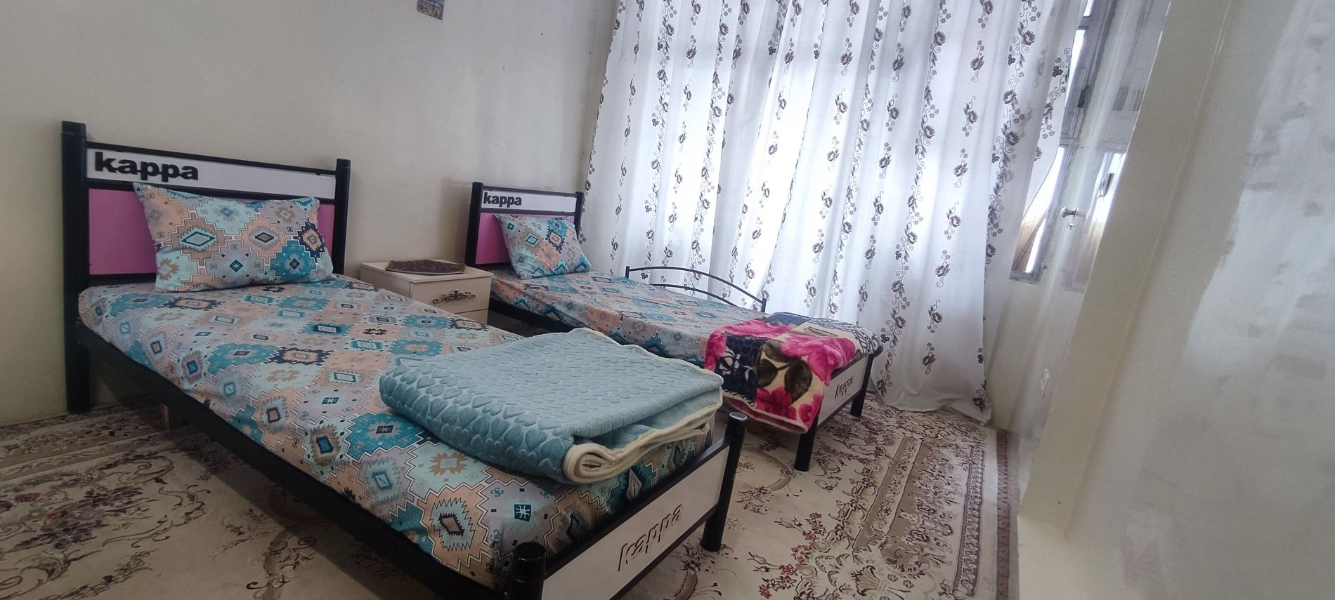 آپارتمان سه خوابه هلالی