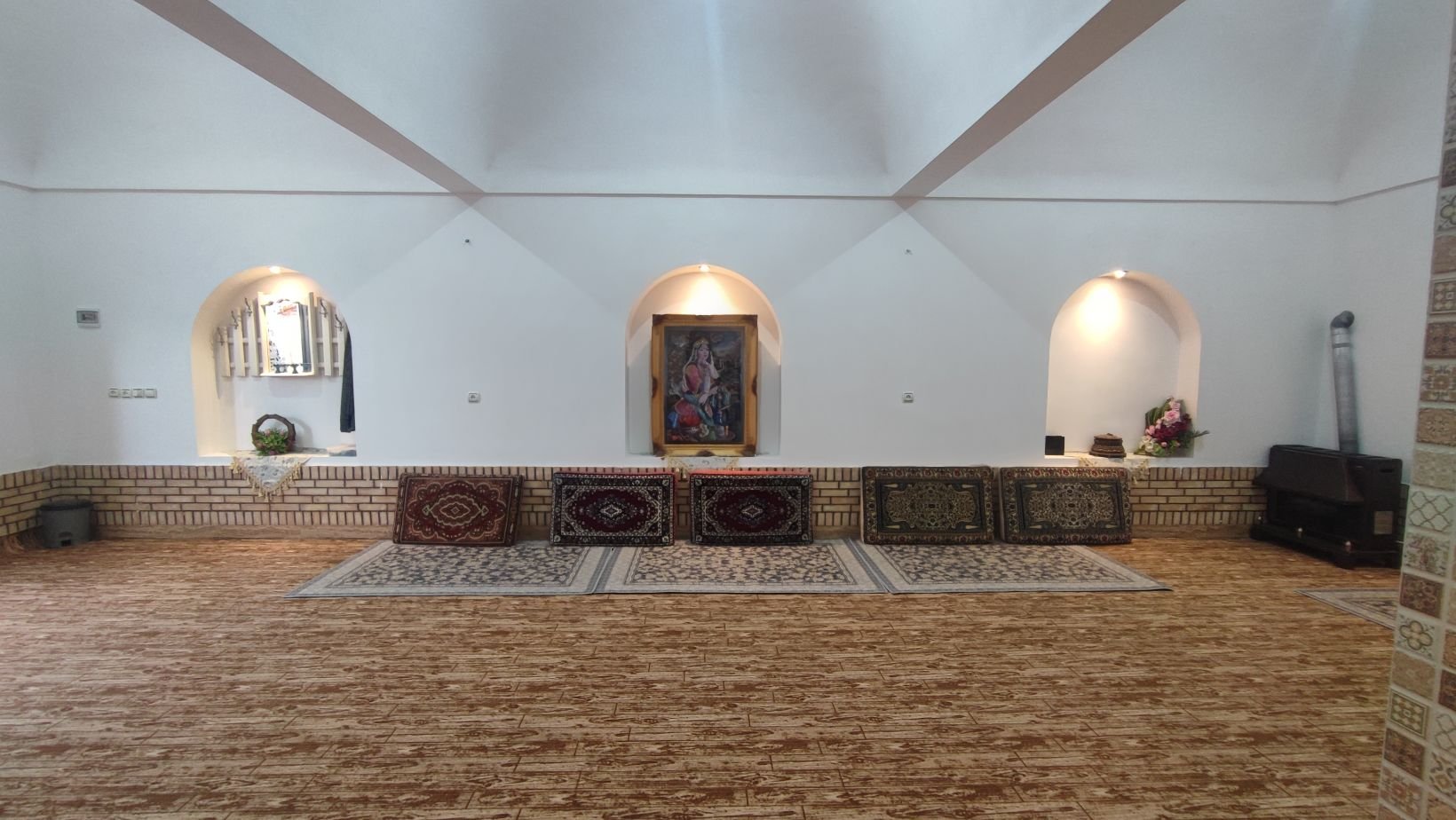 بوم گردی سلطان محمود - واحد بزرگ