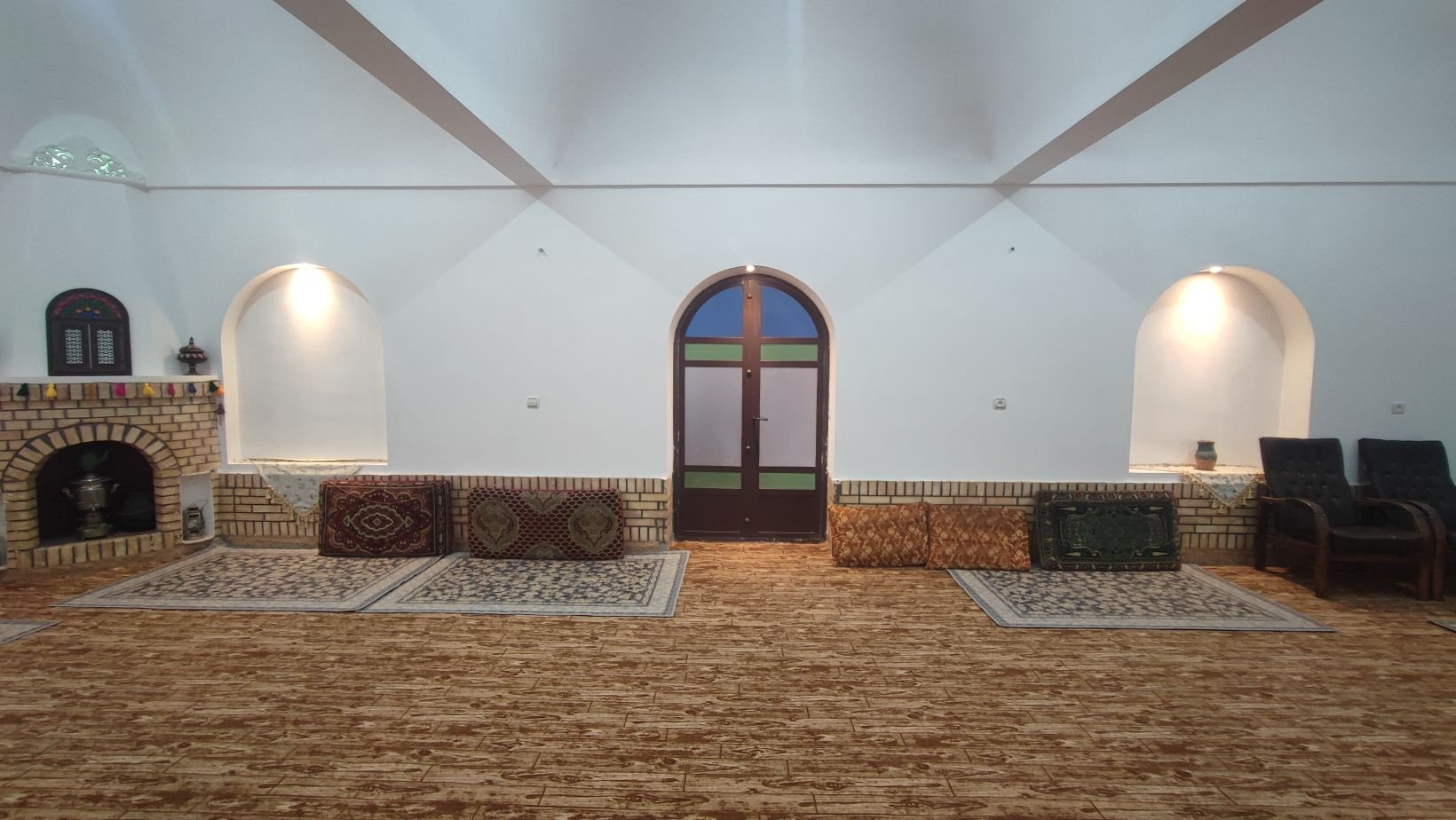 بوم گردی سلطان محمود - واحد بزرگ
