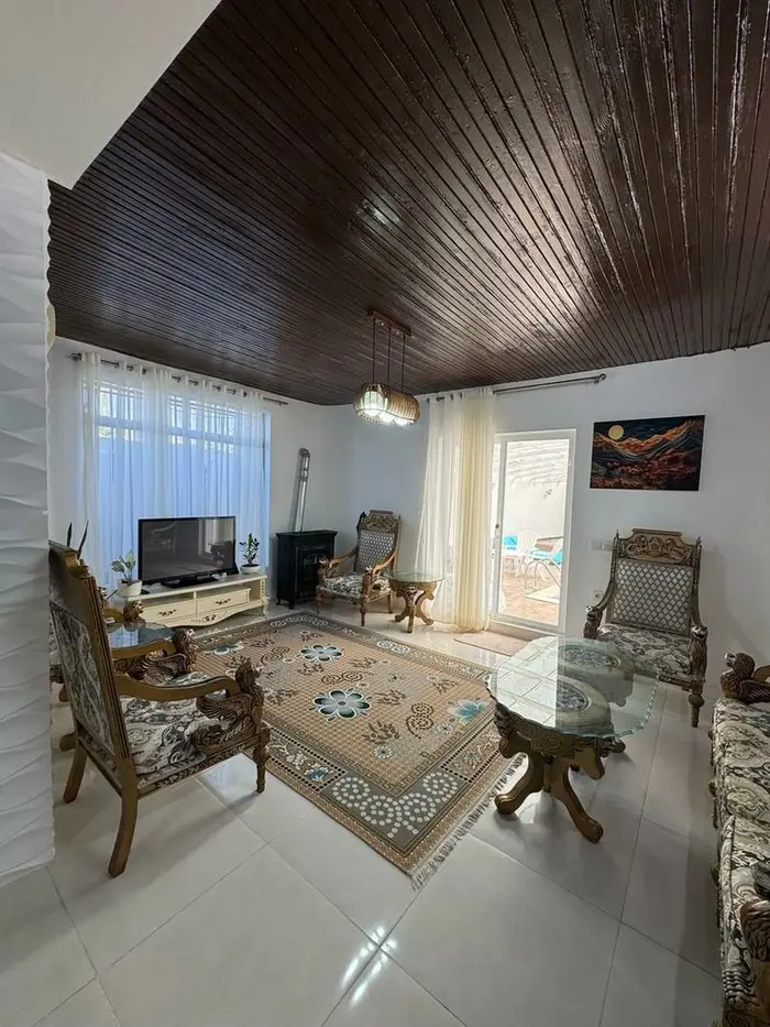 ویلا سه خوابه استخردار آبگرم برادران - سالن داخل ویلا