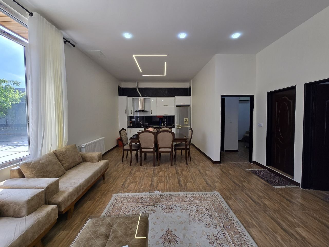 ویلا دوخوابه استخردار آبگرم رویال 4