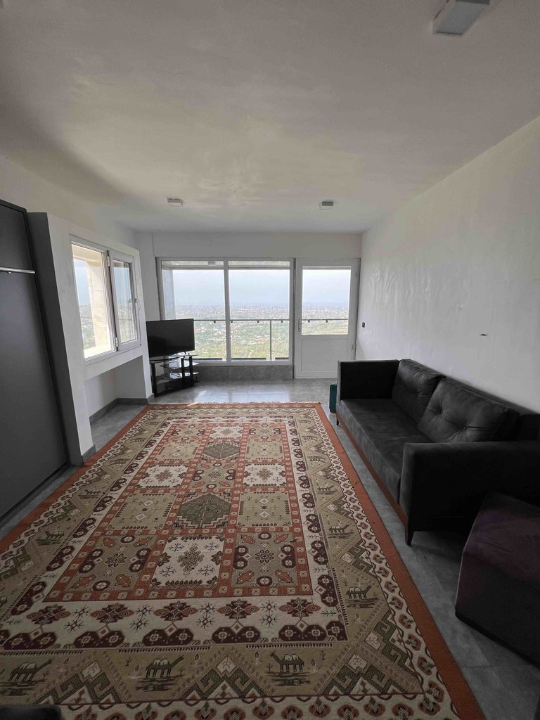 فلت استخردار آبگرم تاج