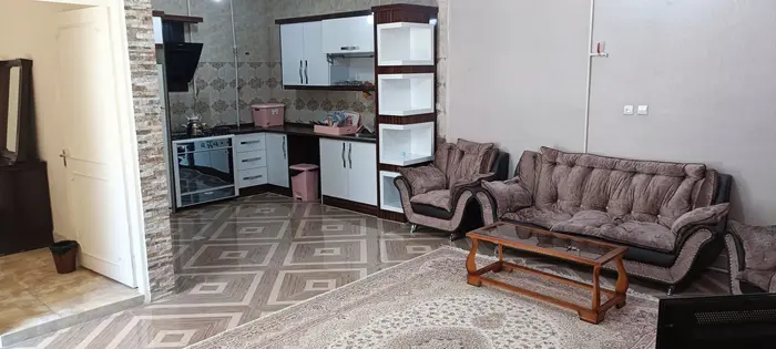 آپارتمان یک خوابه حامد 1 - نمای دیگری از سالن و اشپزخانه