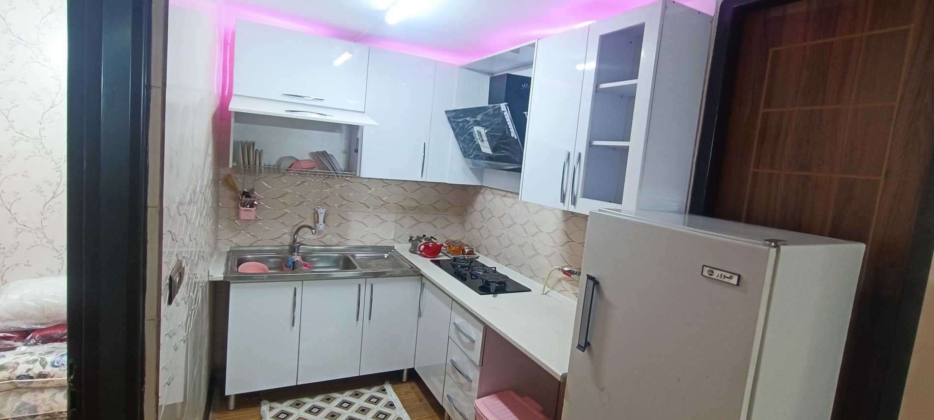 آپارتمان یک خوابه اشراق - واحد یک