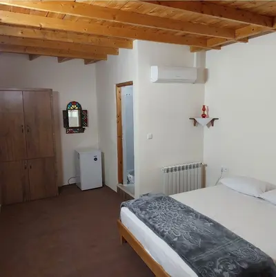 بومگردی سرای بابا شیخ علی - واحد گل آبی