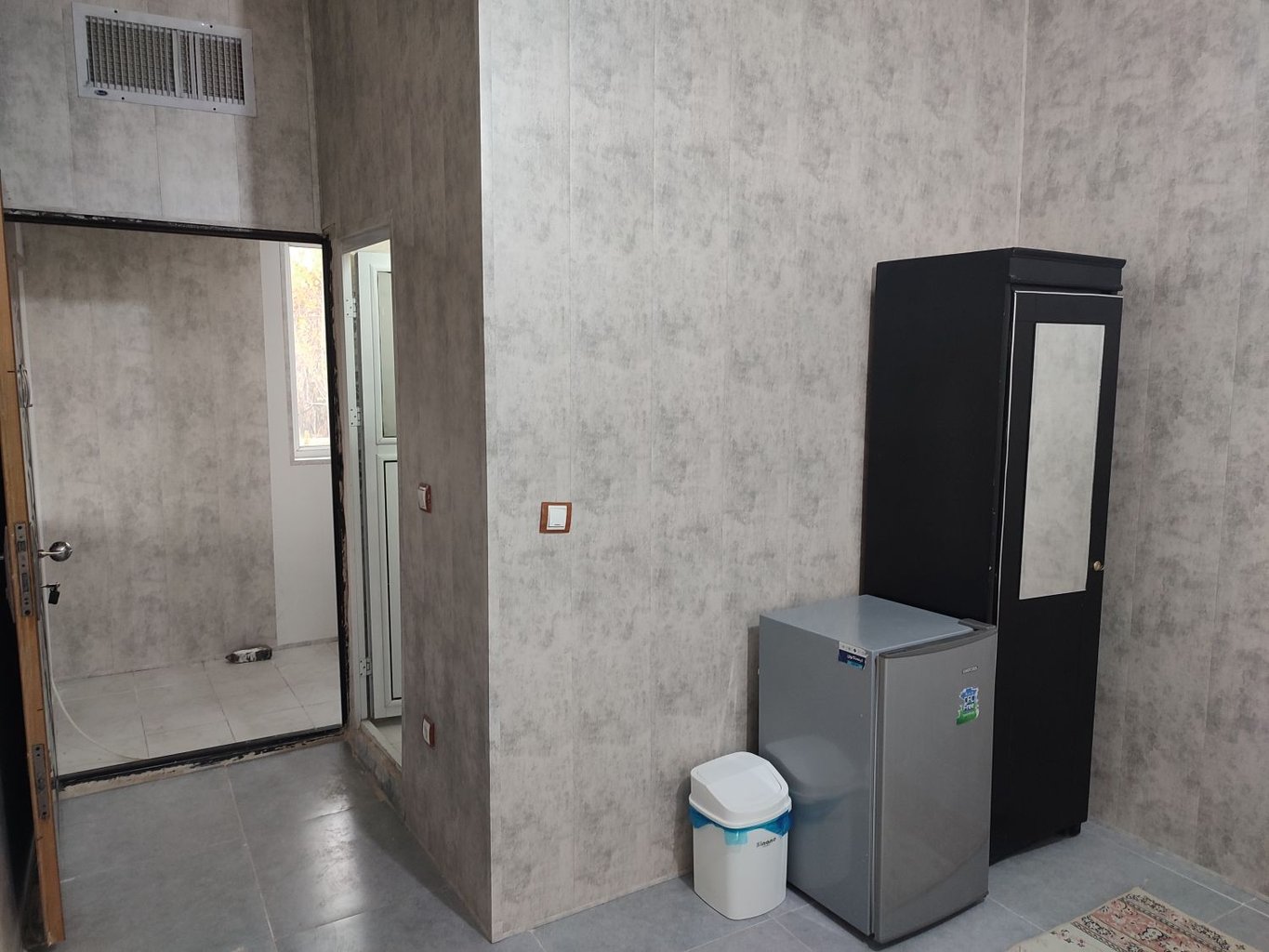 راز رنگین کمان - واحد فلت ۴