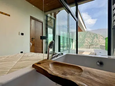 کلبه دوخوابه جکوزی دار جنگلی رایکا 2