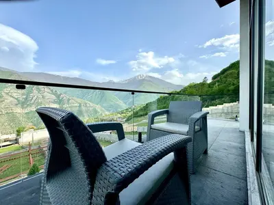 کلبه دوخوابه جکوزی دار جنگلی رایکا 2