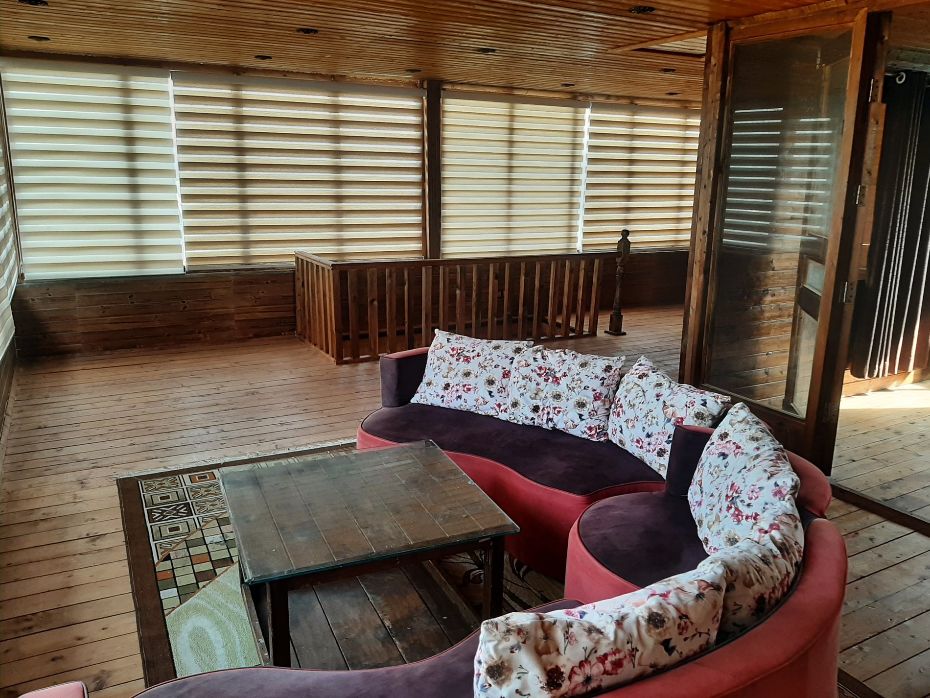 ویلا دوخوابه دوبلکس چوبی سیروس