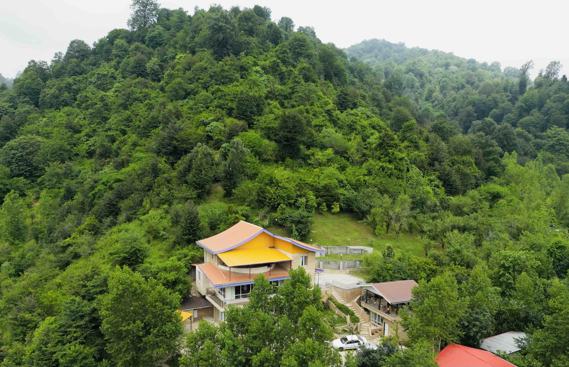 یک خوابه جنگلی پدری نور