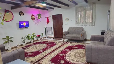 کلبه دوخوابه چوبی سنتی کیش رودبار