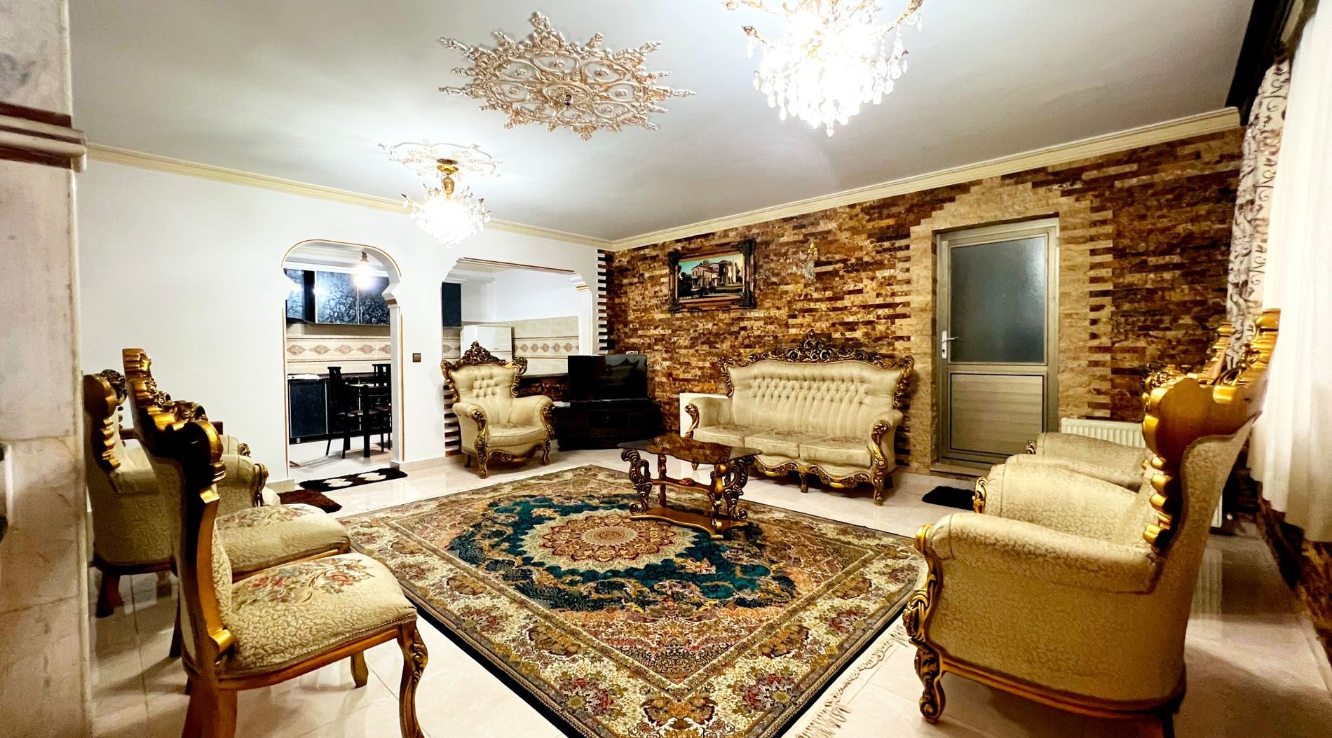 ویلا دوخوابه استخردار آبگرم گلستان ۵