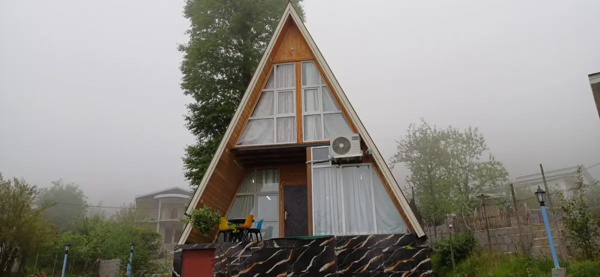 کلبه دوخوابه سوئیسی پدری