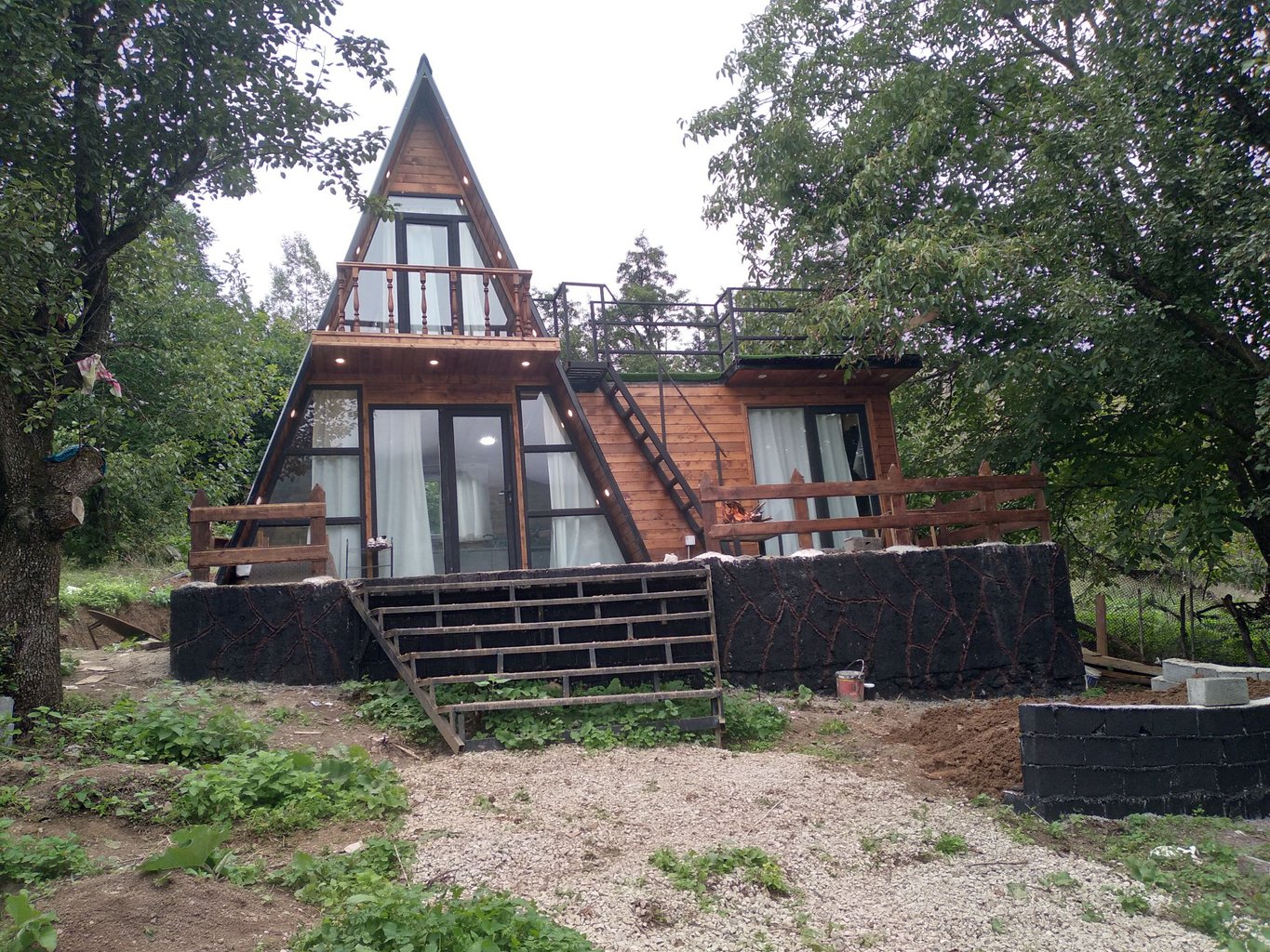 یک خوابه چوبی سوئیسی اکسیژن