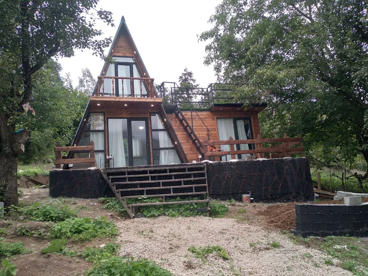 کلبه یک خوابه چوبی سوئیسی اکسیژن