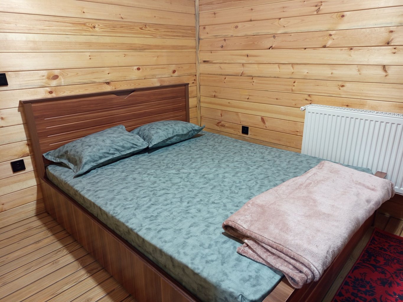 دوخوابه کلبه سوئیسی امین